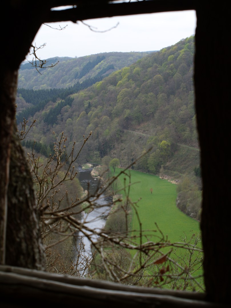 Blick auf die Our, dem Grenzfluss zwischen Deutschland und Belgien