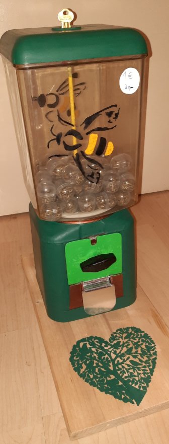 Kaugummiautomat in Saatgutautomat umfunktioniert